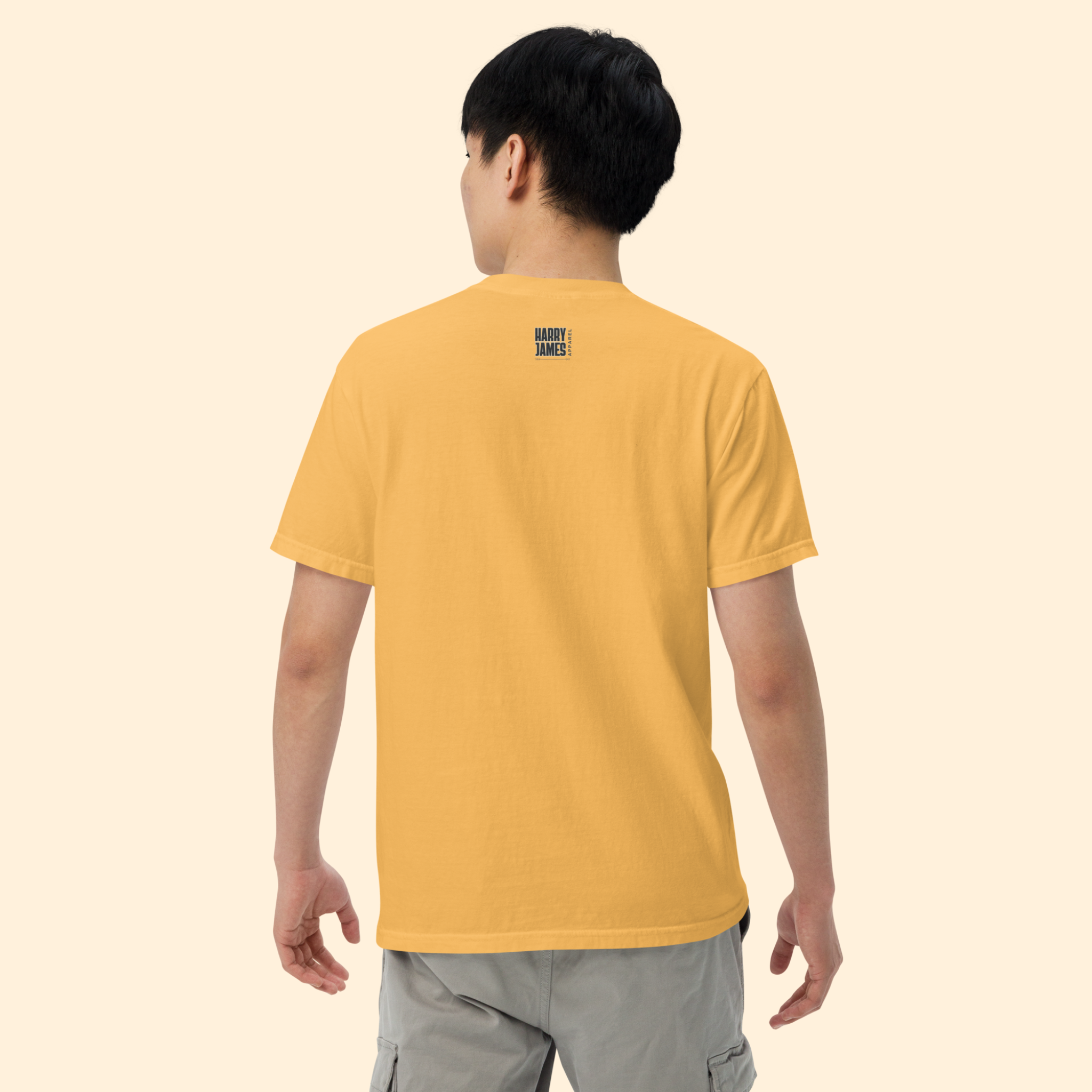 Looking™ | Heavyweight Graphic Tee