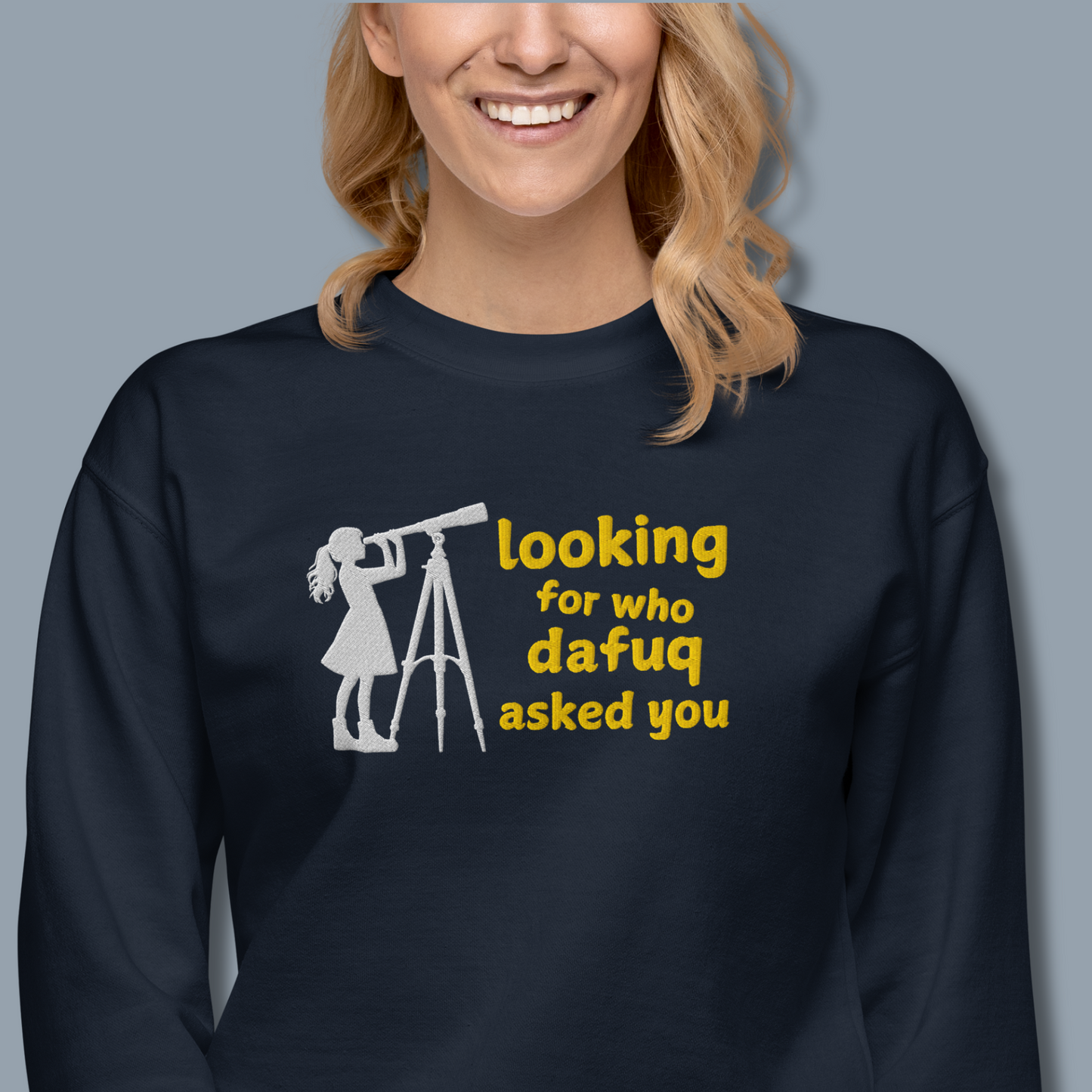 Looking™ | Premium Embroidered Sweatshirt